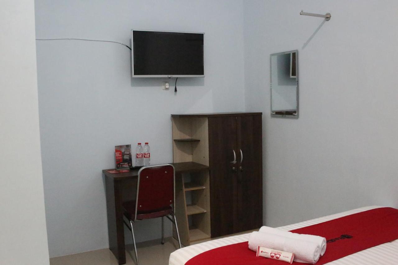 Reddoorz Syariah Near Suncity Mall Hotel Madiun
