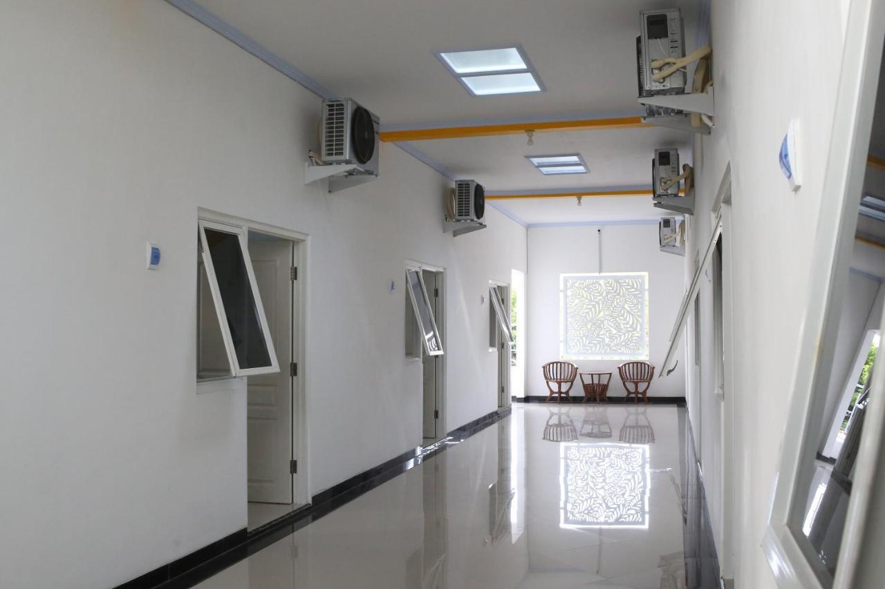 Hotel Reddoorz Syariah Near Suncity Mall 2*
