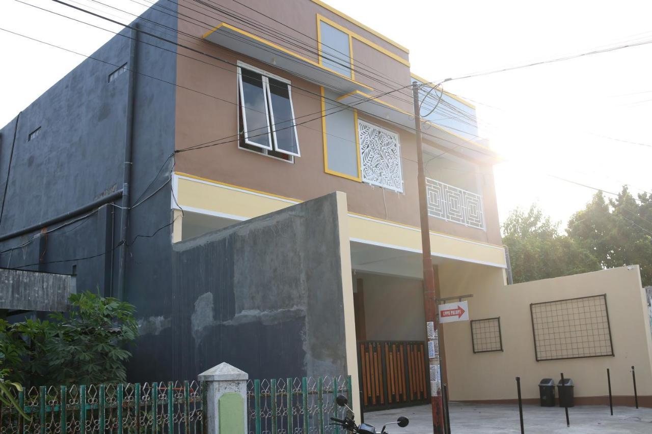 Hotel Reddoorz Syariah Near Suncity Mall